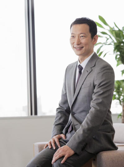 「代表取締役社長」人物画像