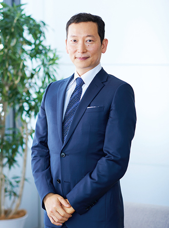 「代表取締役社長」人物画像